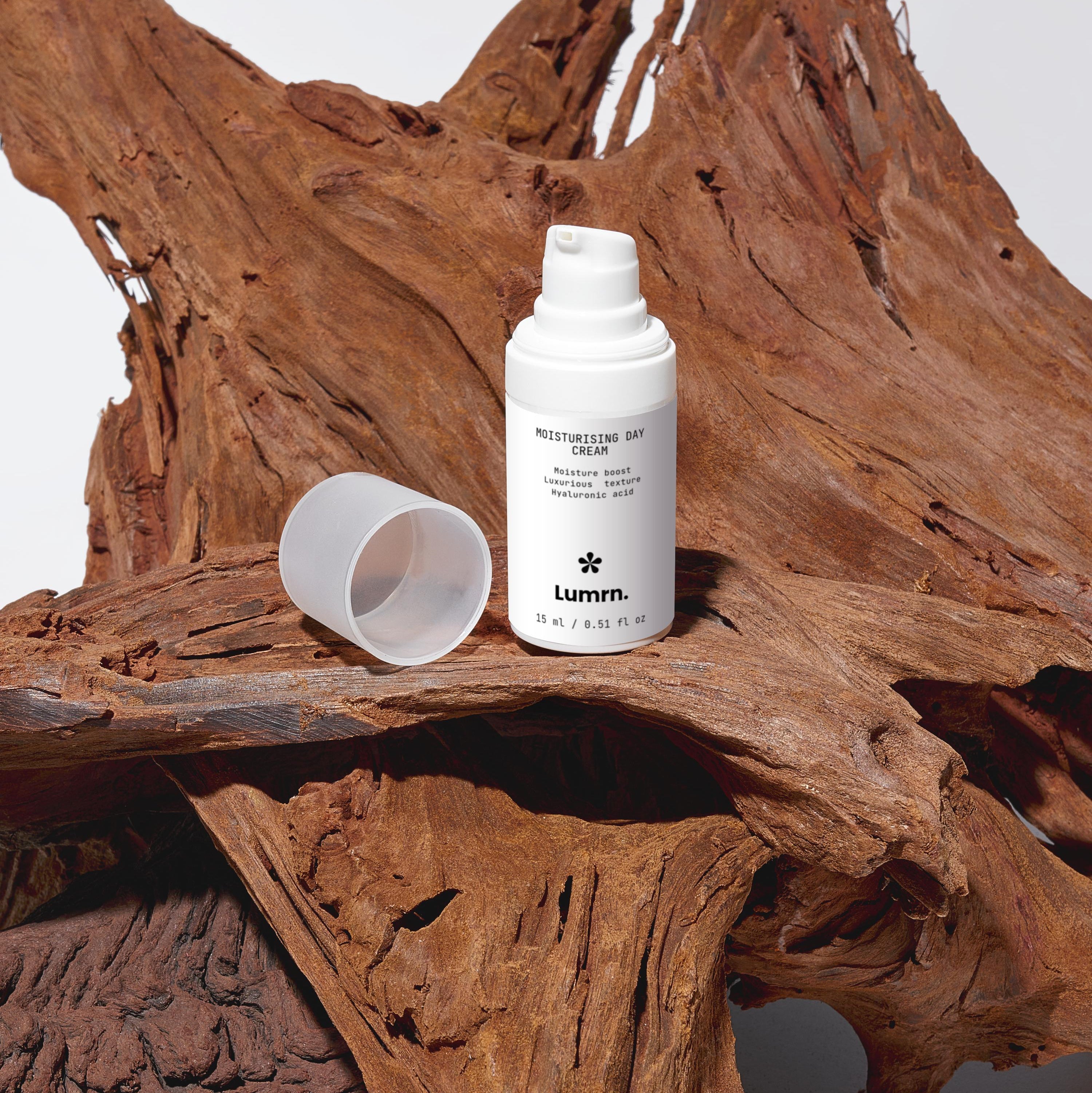 Lumrn.™ Moisturizing Day Cream