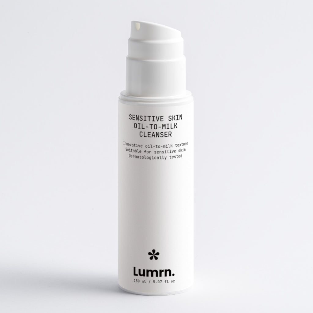 Lumrn.™ Sensitive Skin Oil-To-Milk Cleanser